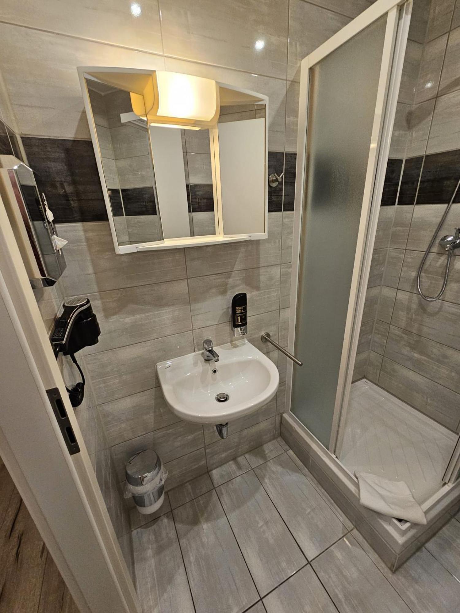 Hotel Post Nuertingen Zewnętrze zdjęcie